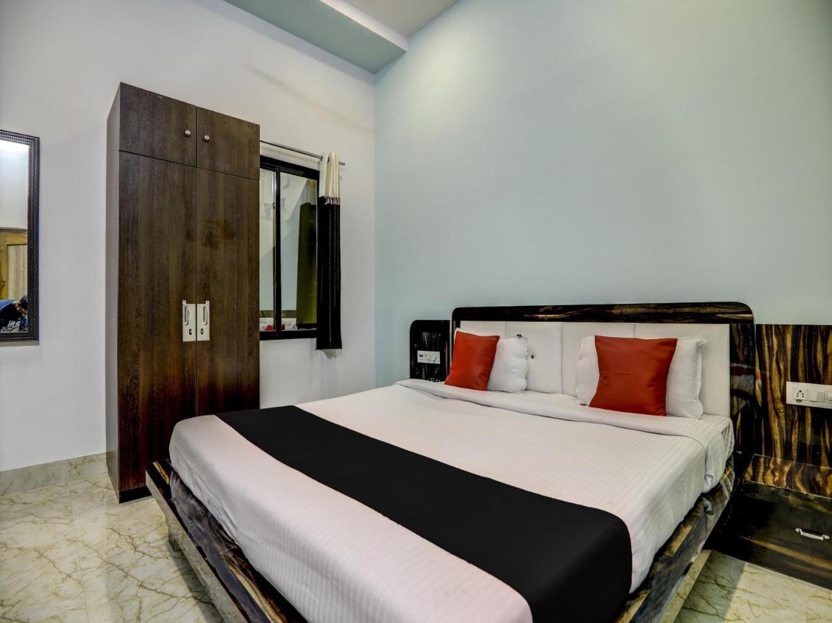 Capital O 72337 Hotel Konkan Tadka Bombay Extérieur photo