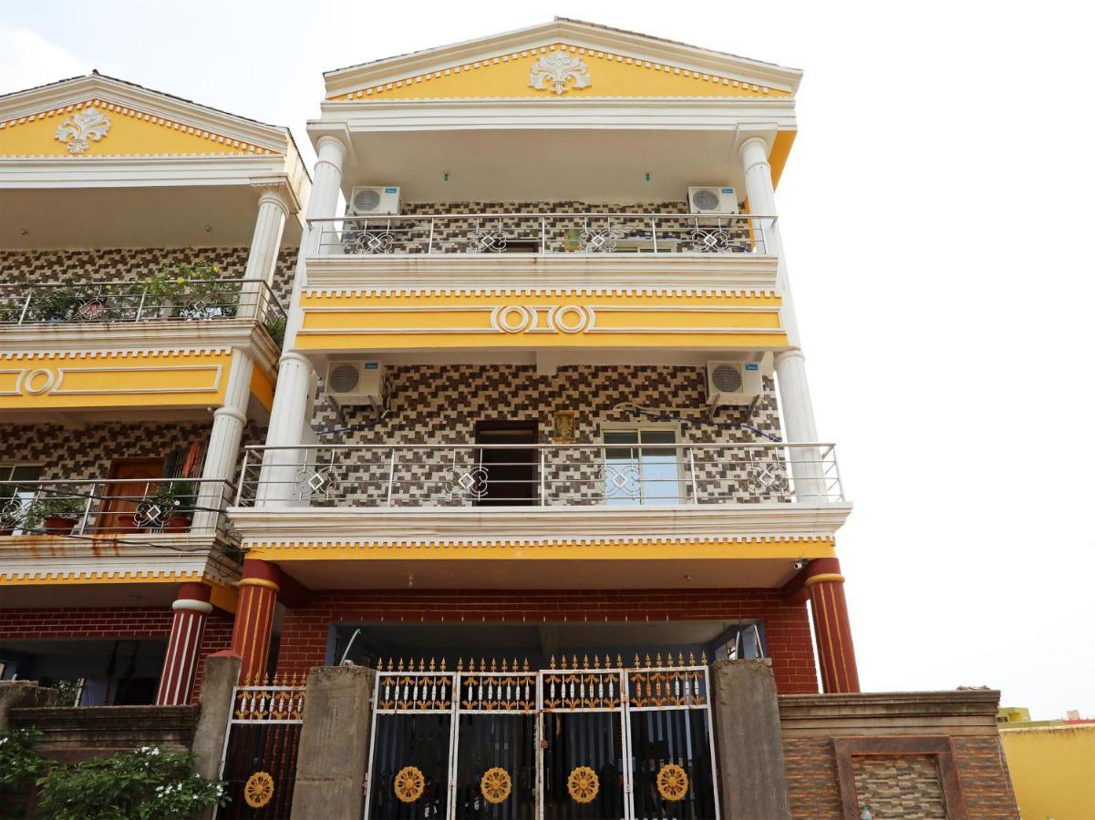 Capital O 72337 Hotel Konkan Tadka Bombay Extérieur photo